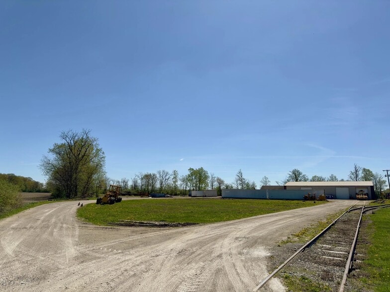 28510 Lemoyne Rd, Millbury, OH for lease - Building Photo - Image 3 of 7