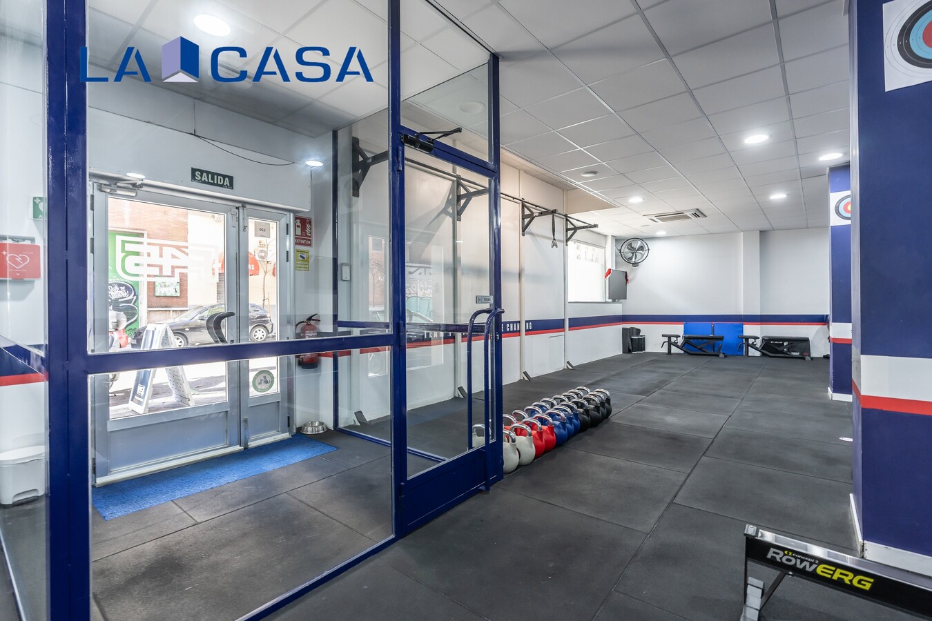 Madrid, MAD 28005 - Unit 01 - - Interior Photo - Image 1 of 38