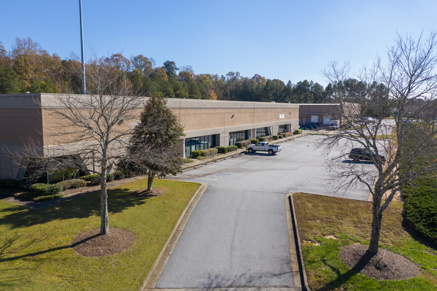 1055 Research Center Atlanta Dr, Atlanta, GA for lease - Building Photo - Image 2 of 6