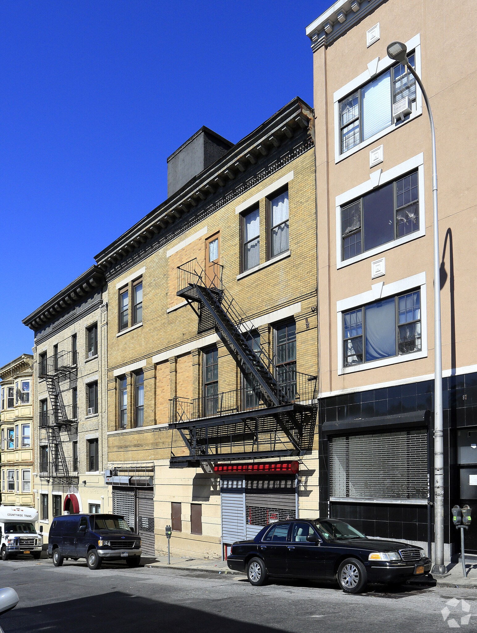 93-95 Elm St, Yonkers, NY for sale Primary Photo- Image 1 of 1