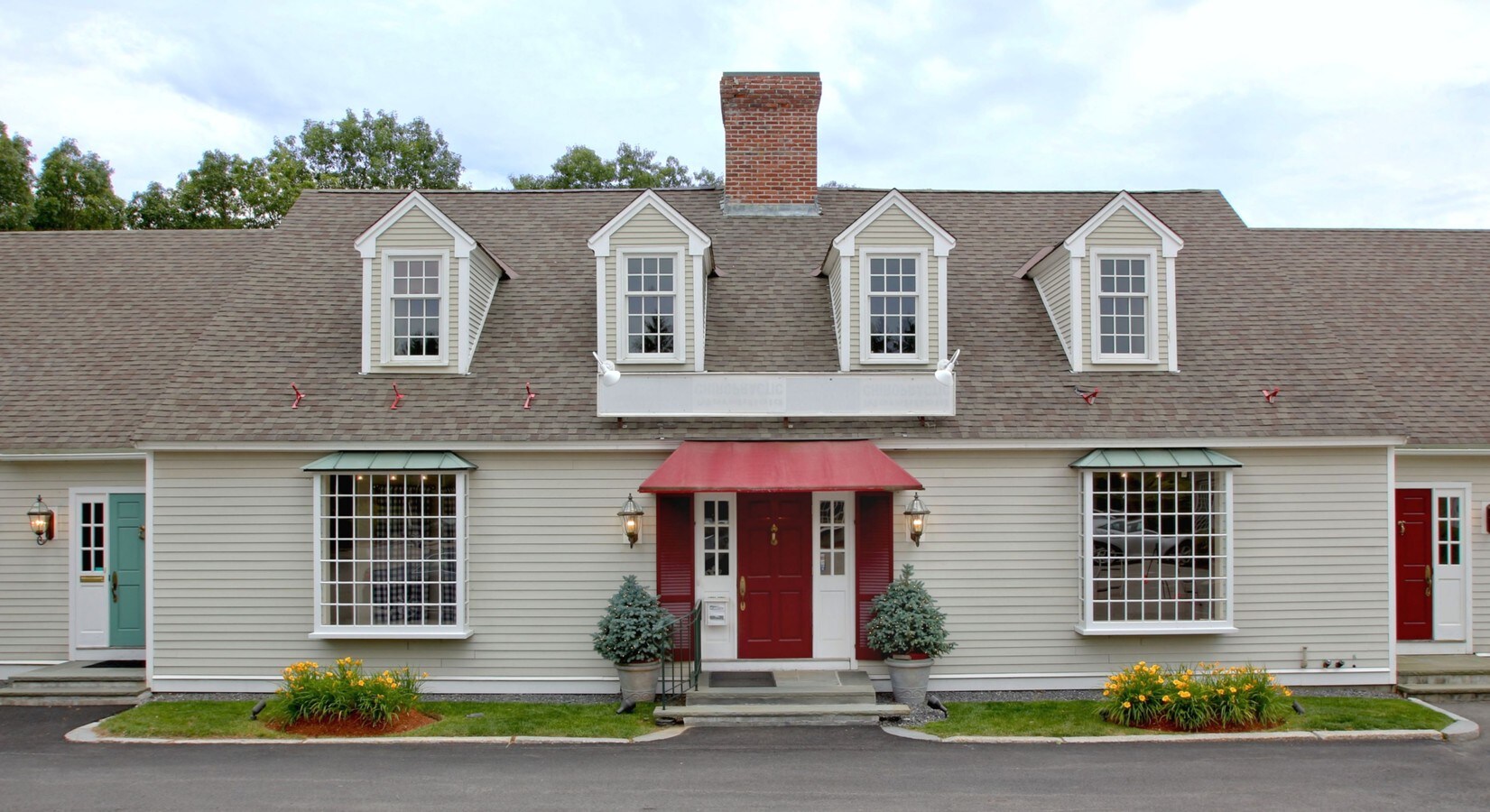 215 Boston Post Rd, Sudbury, MA 01776