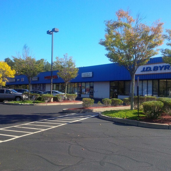 331 State Rd, Dartmouth, MA 02747