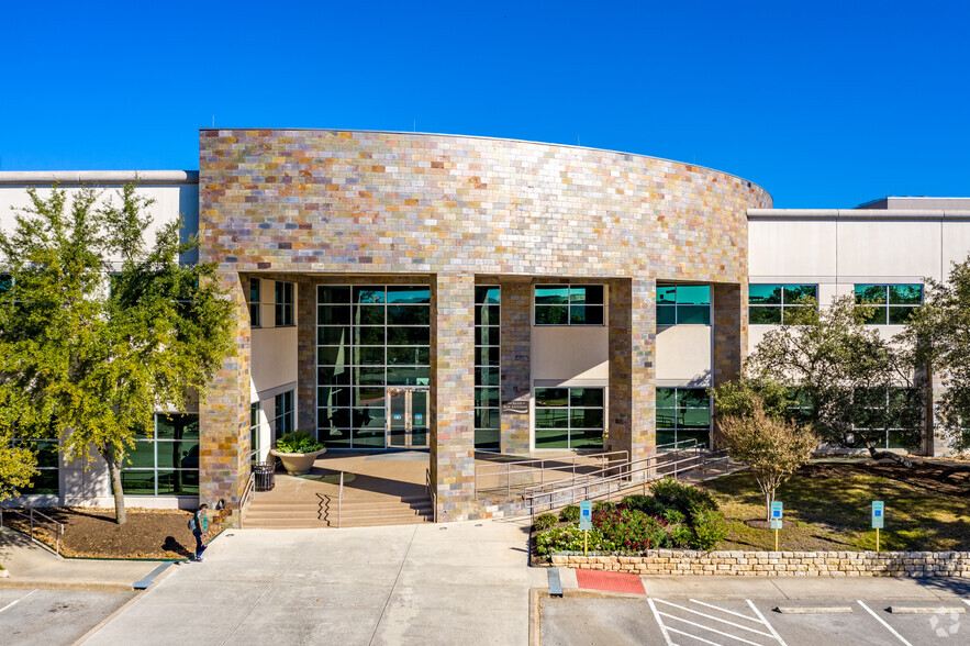 227 N Loop 1604 E, San Antonio, TX for lease - Building Photo - Image 3 of 20