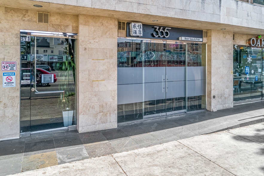 3300 W 6th St, Los Angeles, CA for lease - Building Photo - Image 2 of 7