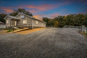 4842 Highway 100, Lyles, TN for lease Interior Photo- Image 1 of 35