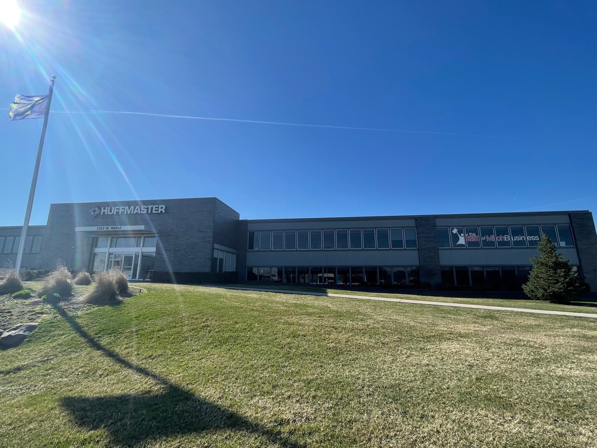 1055 W Maple Rd, Clawson, MI for sale Building Photo- Image 1 of 1