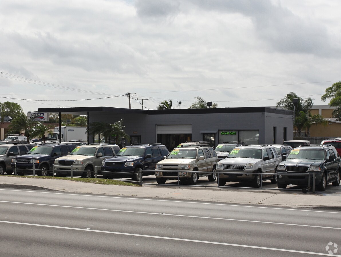 2000 Okeechobee Blvd, West Palm Beach, FL 33409 | LoopNet