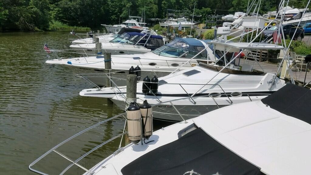 2015 Turkey Point Rd, Essex, MD 21221