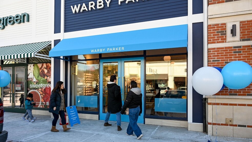 110 Albany Tpke, Canton, CT for lease - Building Photo - Image 2 of 8