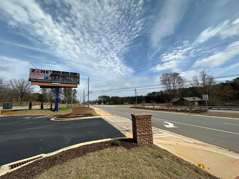 2990 Buford Hwy, Buford, GA for sale - Building Photo - Image 1 of 1