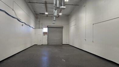 3001 S 35th St, Phoenix, AZ for lease Interior Photo- Image 2 of 5