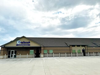 More details for 15200 Meredith Dr, Urbandale, IA - Retail for Sale