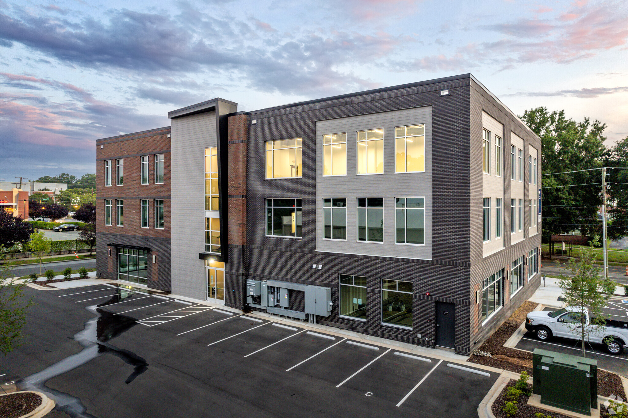 1800 Central Ave, Charlotte, NC for lease Building Photo- Image 1 of 9