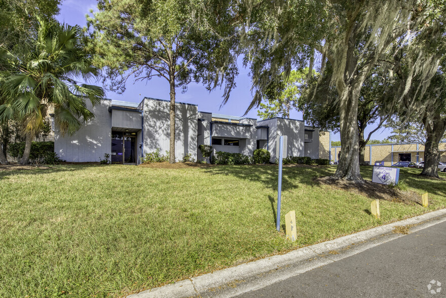 5500-5550 Airport Blvd, Tampa, FL for lease - Building Photo - Image 2 of 11