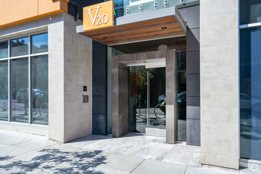 899 Valencia St, San Francisco, CA for lease - Building Photo - Image 2 of 3