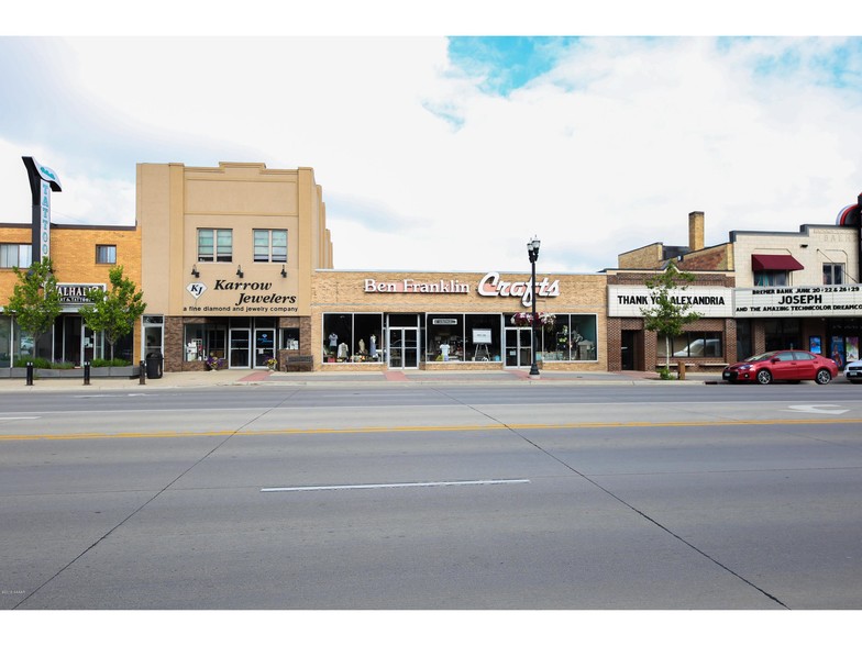 624 Broadway St, Alexandria, MN for sale - Primary Photo - Image 1 of 1