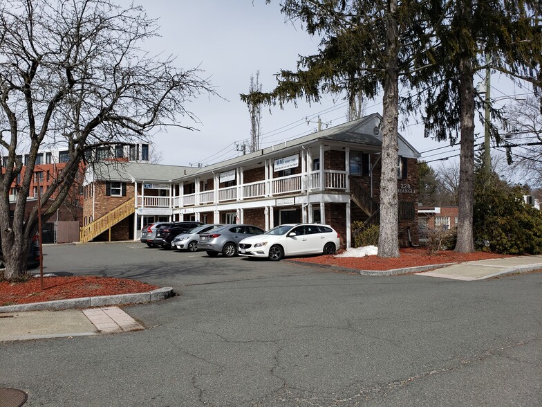 228 Triangle St, Amherst, MA for lease - Building Photo - Image 3 of 3