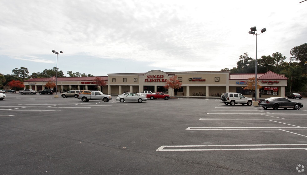 1119 Johnnie Dodds Blvd, Mount Pleasant, SC for lease - Building Photo - Image 3 of 4