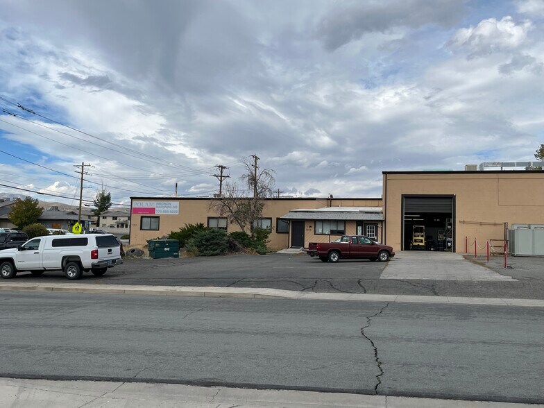 3915 Fairview Dr, Carson City, NV for lease - Building Photo - Image 2 of 6