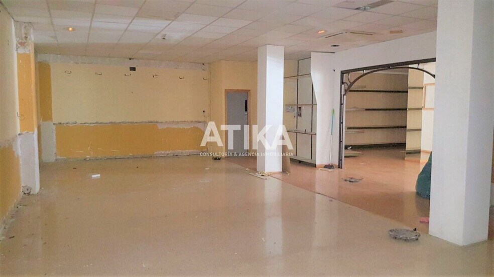 Retail in Ontinyent for lease - Building Photo - Image 1 of 10