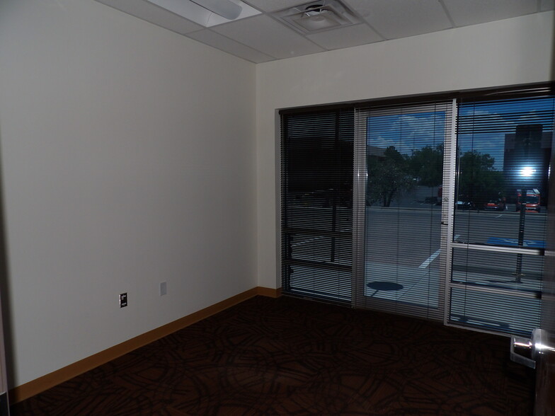 11500 Pellicano Dr, El Paso, TX for sale - Building Photo - Image 2 of 36