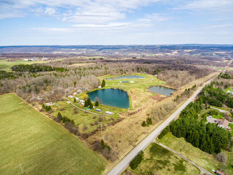 13480 Parker -1, Holland, NY for sale - Primary Photo - Image 1 of 1