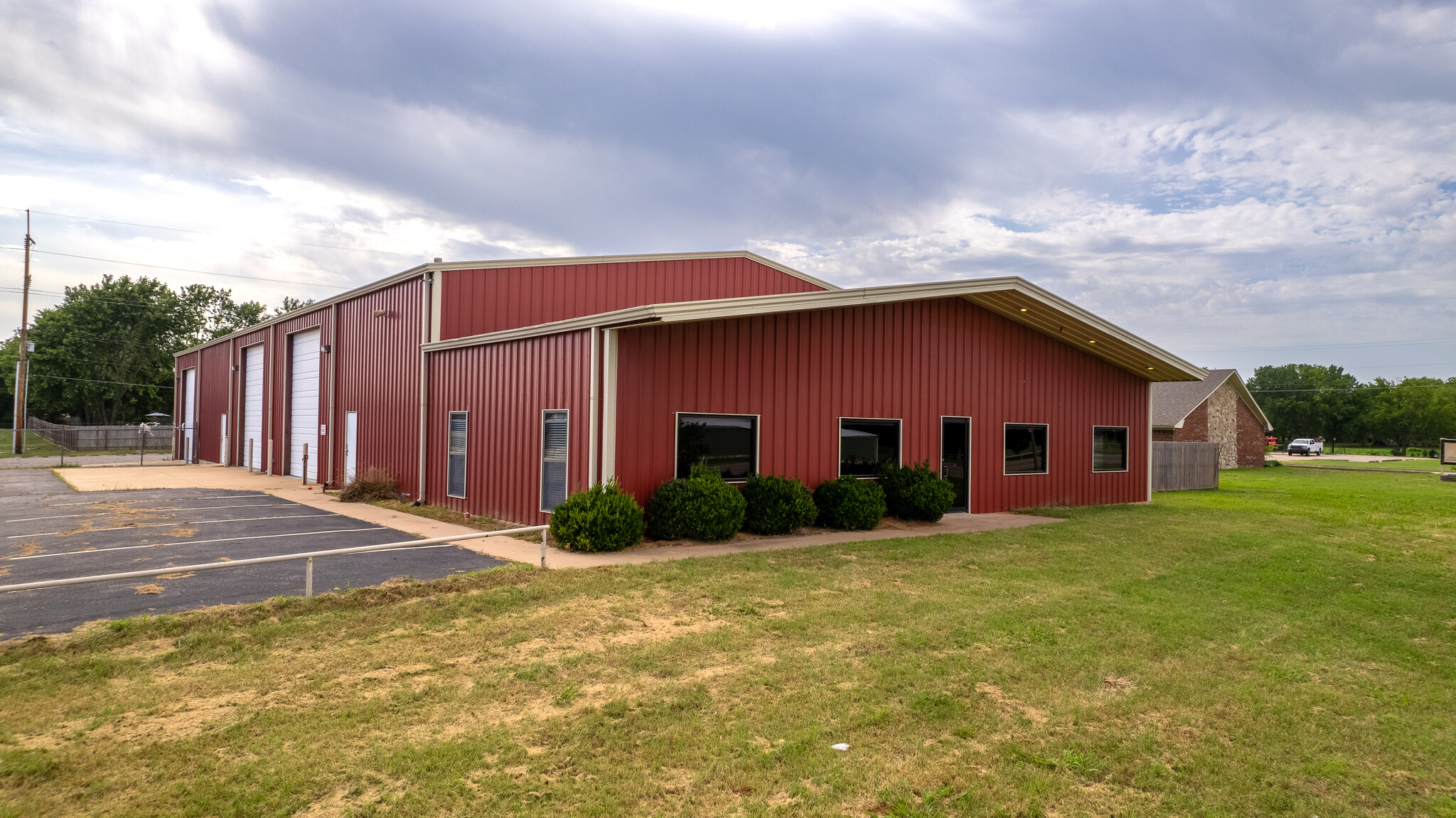 2301 S Highway 77, Pauls Valley, OK for sale Building Photo- Image 1 of 1