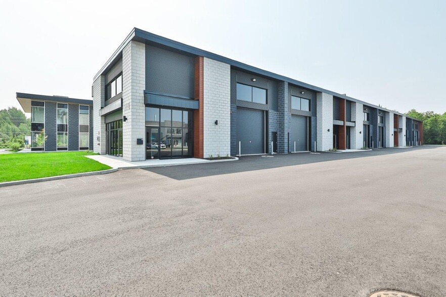 310 Rue Legault, Blainville, QC for sale - Primary Photo - Image 1 of 1