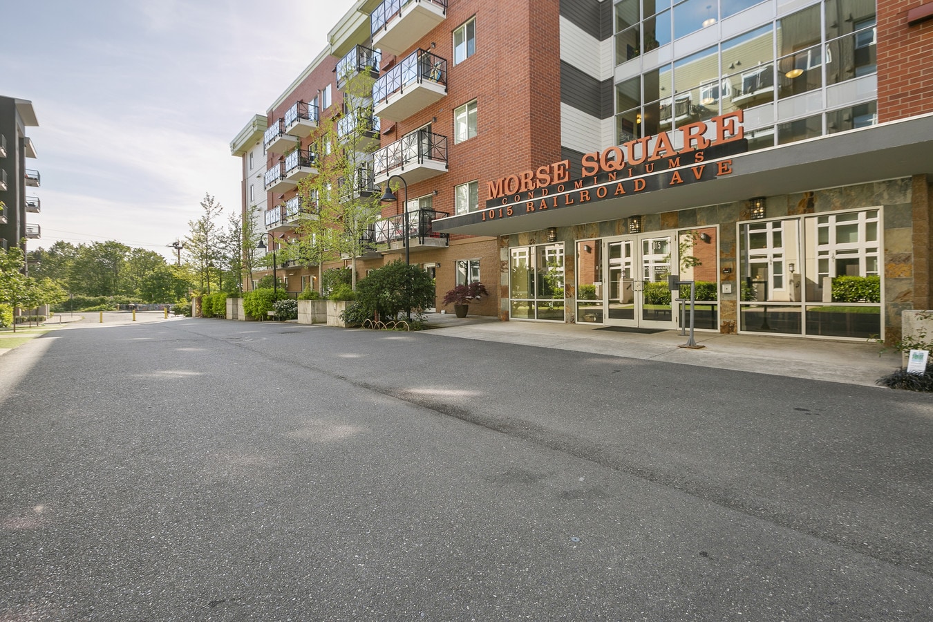 1015 Railroad Ave, Bellingham, WA 98225