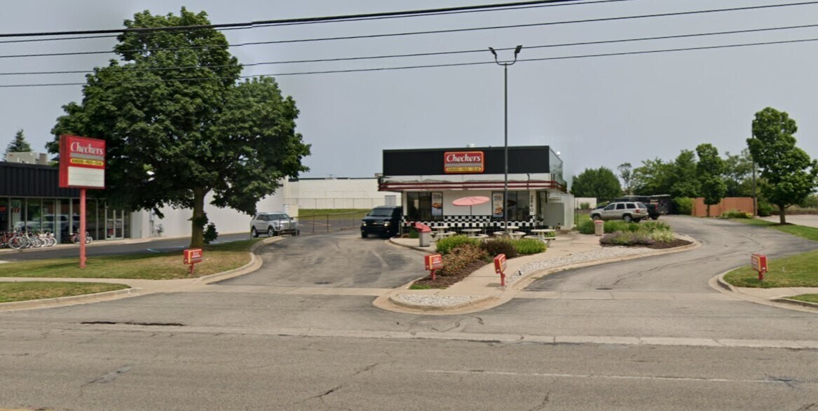 2860 E Paris Ave SE, Grand Rapids, MI for sale Building Photo- Image 1 of 1