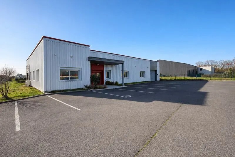 Vente Bureaux 462 m² - Photo 1