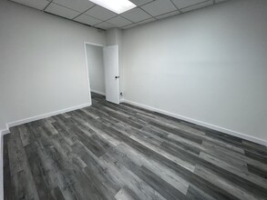 591 Summit Ave, Jersey City, NJ for lease Interior Photo- Image 2 of 3