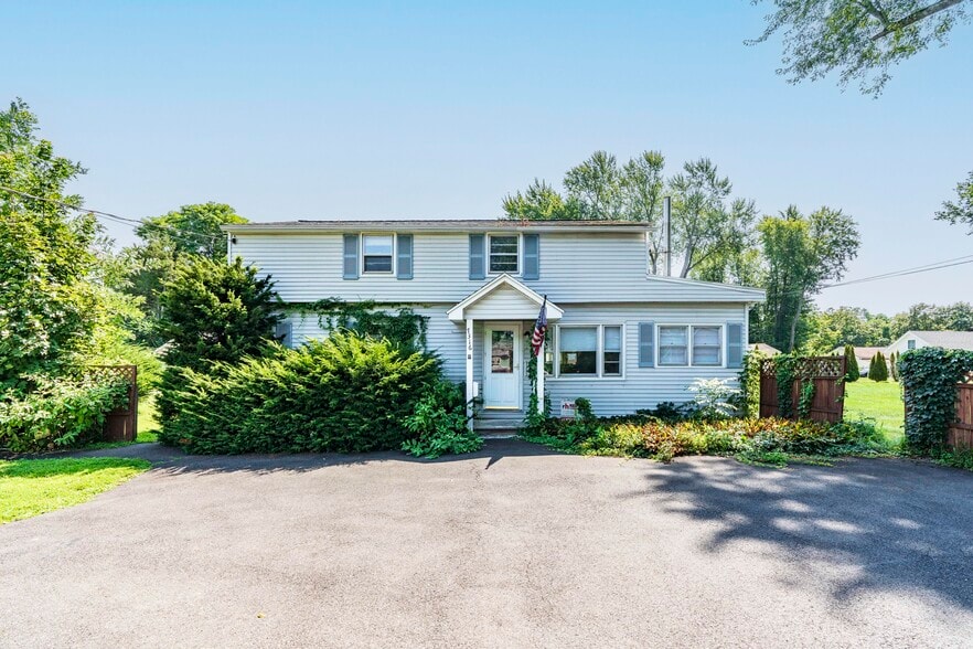 7316 S Broadway, Red Hook, NY for sale - Building Photo - Image 2 of 5