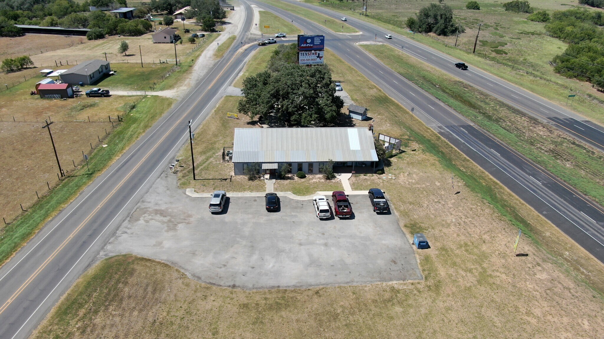 2840 Business Loop 181 N, Floresville, TX for sale Building Photo- Image 1 of 1