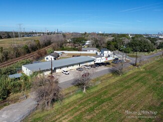 More details for 11710 Old Main Street Loop Rd, Houston, TX - Industrial for Sale