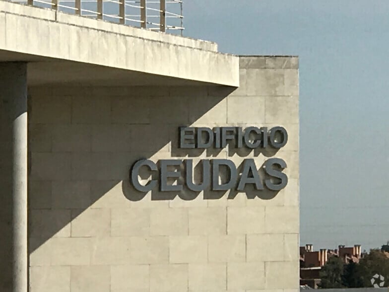 Carretera de Coruña, 110, Las Rozas de Madrid, Madrid for lease - Building Photo - Image 1 of 7