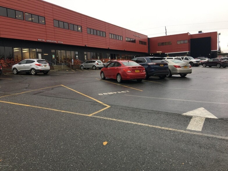 600 E Railroad Ave, Wasilla, AK for lease - Building Photo - Image 3 of 15