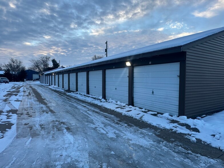 7800 10th St W, Rock Island, IL for sale - Building Photo - Image 3 of 5