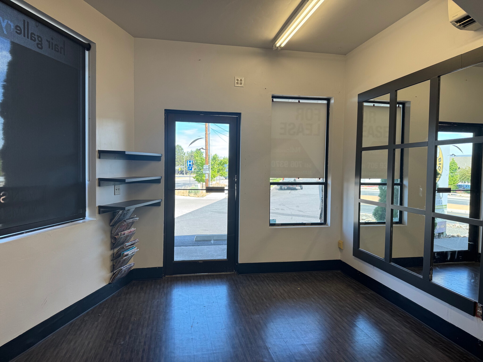 2595 NE Butler Market, Bend, OR for lease Interior Photo- Image 1 of 6