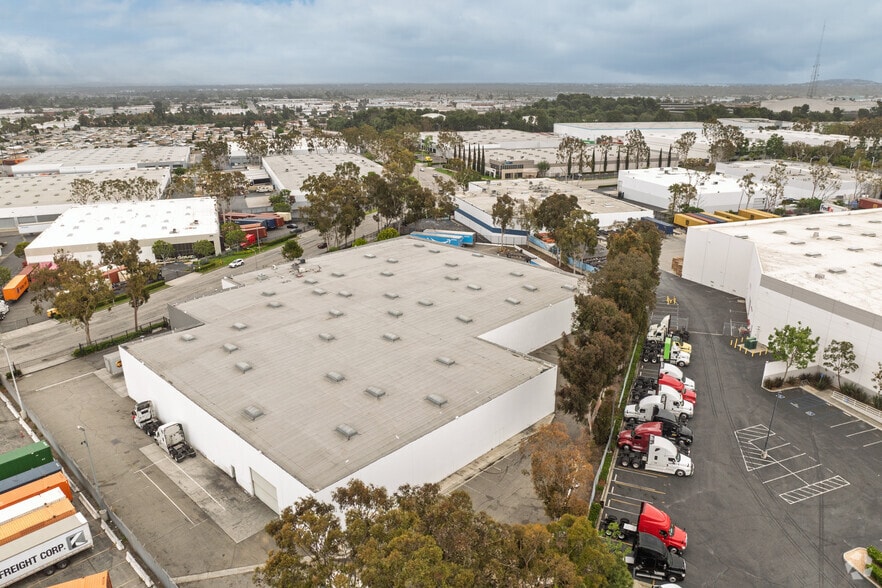 360 W Victoria St, Compton, CA for lease - Aerial - Image 2 of 6