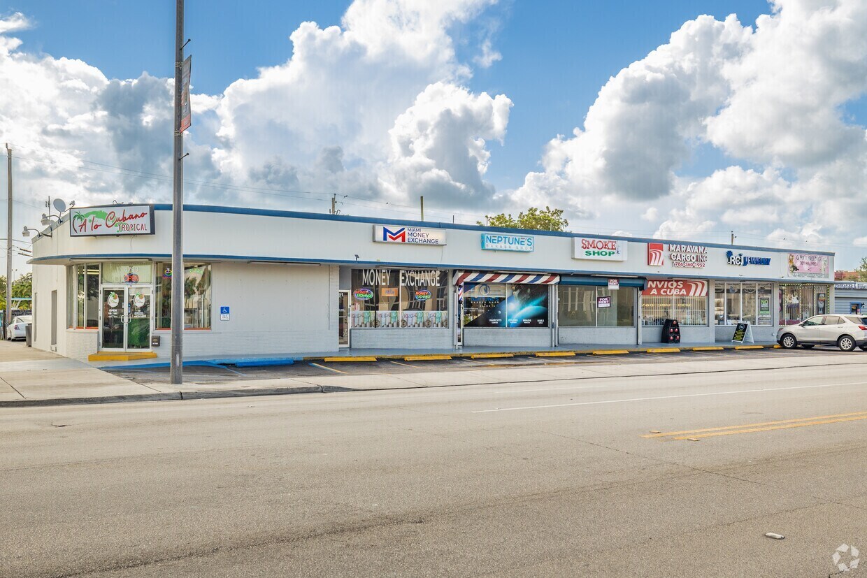 4751-4799 Palm Ave, Hialeah, FL for lease Building Photo- Image 1 of 14