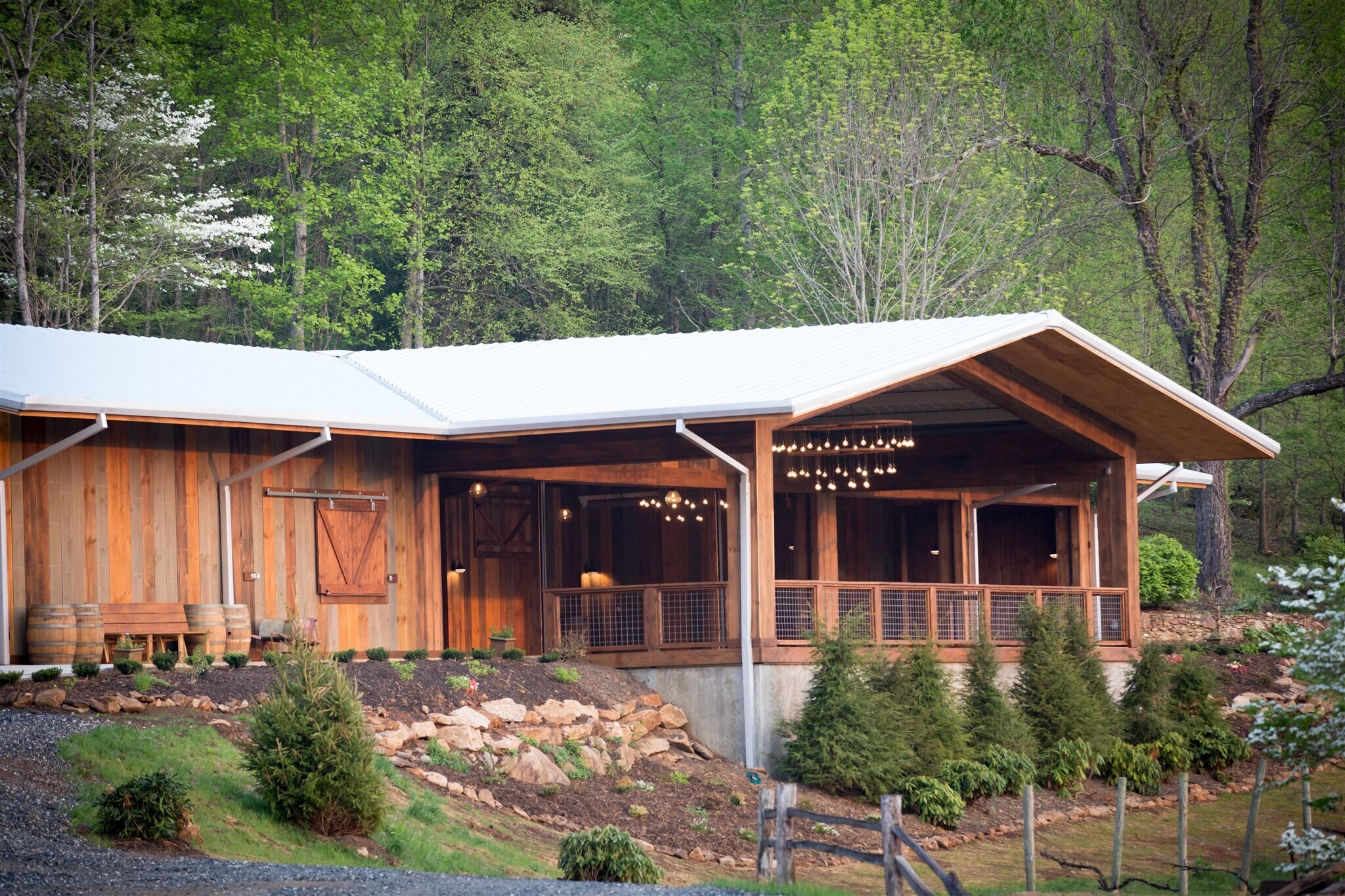 10 Vineyard Ln, Sylva, NC for sale Primary Photo- Image 1 of 1