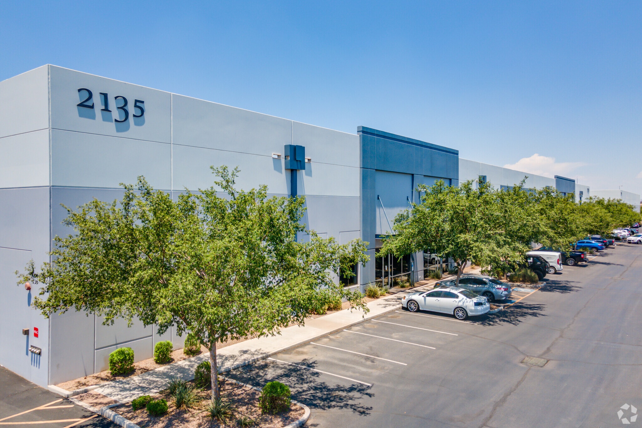 2135 S 11th Ave, Phoenix, AZ for lease Building Photo- Image 1 of 6