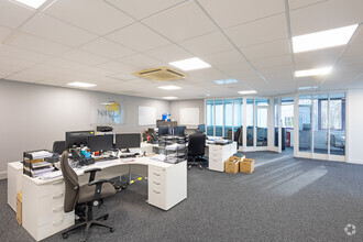 Galpharm Way, Barnsley for lease Interior Photo- Image 2 of 4