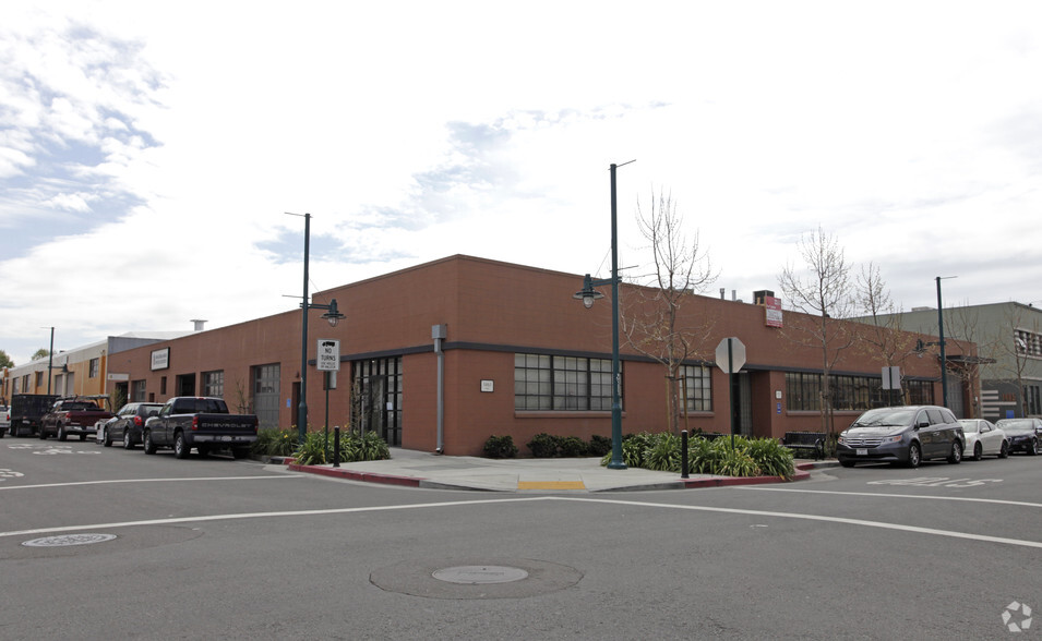 1461-1467 Park Ave, Emeryville, CA for lease - Building Photo - Image 1 of 9