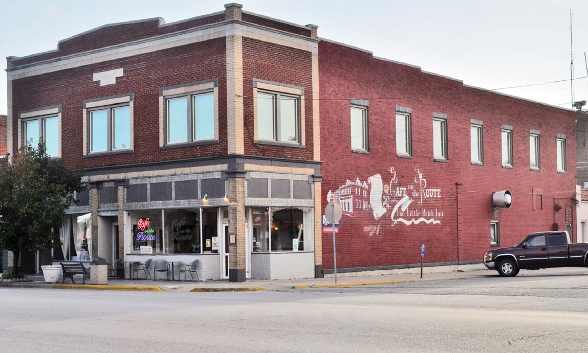 1101 Military Ave, Baxter Springs, KS for sale Primary Photo- Image 1 of 1