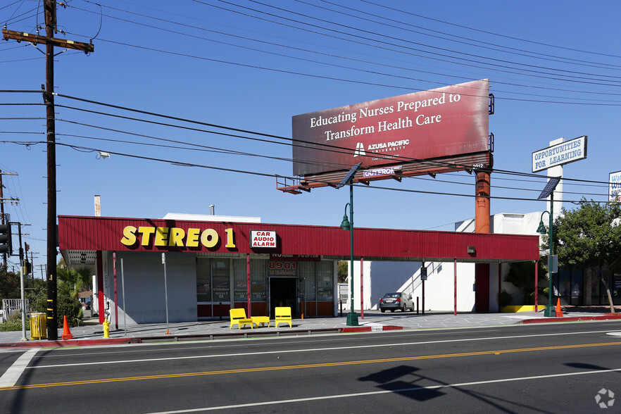 8901 Reseda Blvd, Northridge, CA for sale - Primary Photo - Image 1 of 1