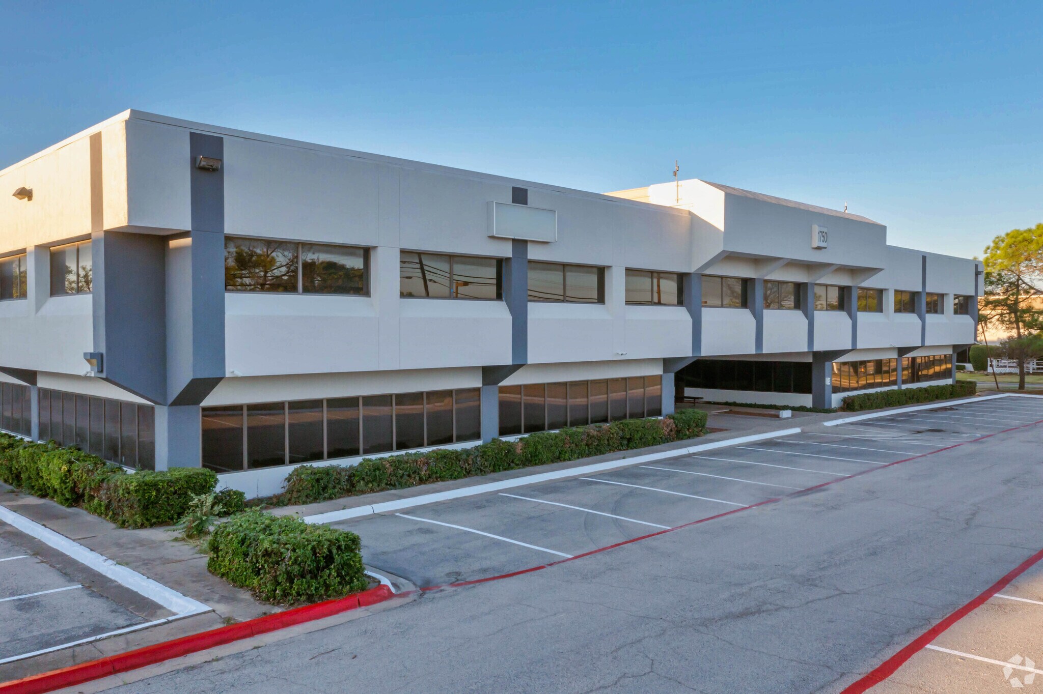 1750 Regal Row, Dallas, TX for sale Building Photo- Image 1 of 1