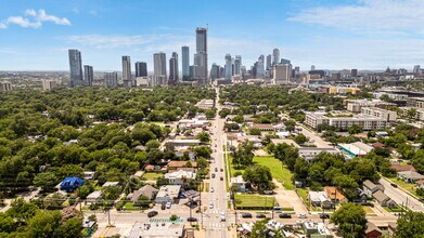 1801 E Cesar Chavez St, Austin, TX - AERIAL  map view