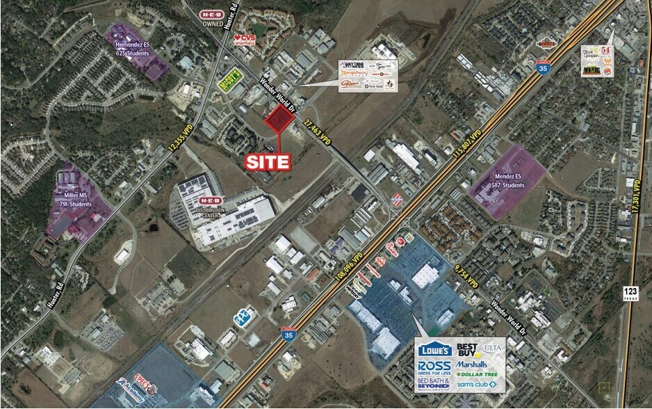 296 Wonder World Dr, San Marcos, TX for sale - Primary Photo - Image 1 of 1